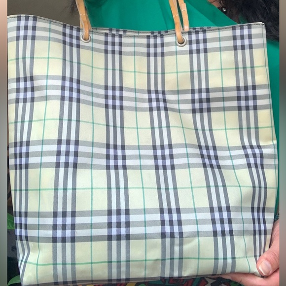 Authentic VINTAGE BURBERRY Checkered medium long tote - Picture 10 of 16
